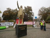 Złoty Tusk stanął na placu Grunwaldzkim [wideo, zdjęcia]