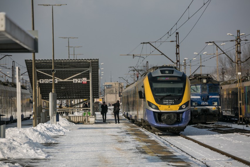 Prokuratura wszczęła śledztwo w sprawie pożaru w wagonach