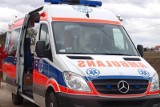 Wypadek w Krośnie. Trzy osoby trafiły do szpitala, w tym dwójka dzieci