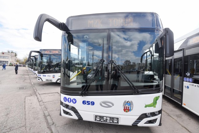 Autobus marki Solaris należący do floty MZK w Toruniu
