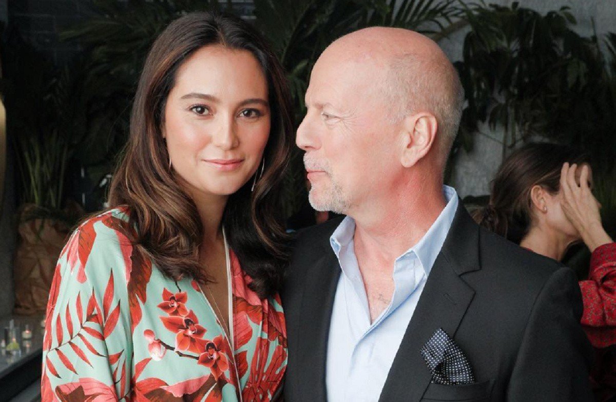 Bruce Willis suferă de demență.  Soția actorului îi roagă pe paparazzi: „Dă-i spațiu”
