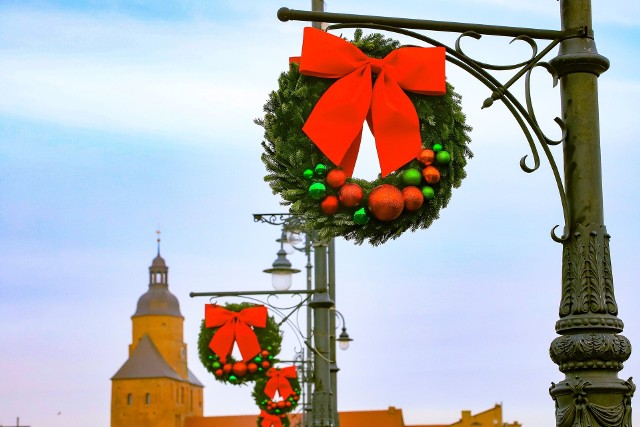 W Gorzowie pojawiły się już pierwsze ozdoby świąteczne.