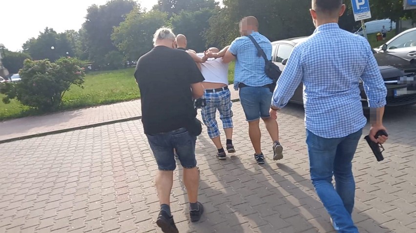 Lublin: Trzy razy umawiał się z dzieckiem, za czwartym został zatrzymany. Akcja łowców pedofilów na Czechowie