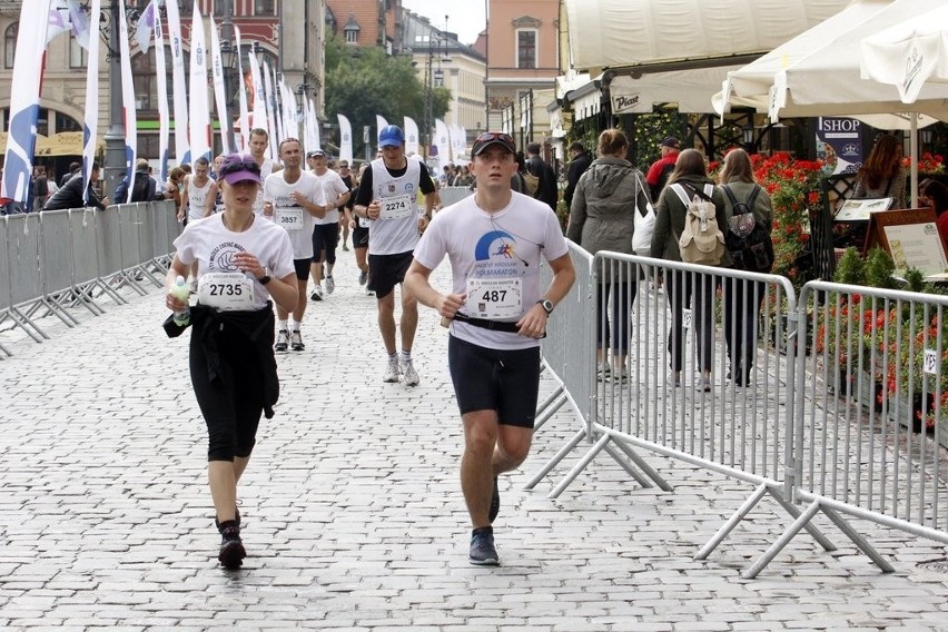 Maraton Wrocław - ZDJĘCIA - zawodnicy z numerami 401 - 600