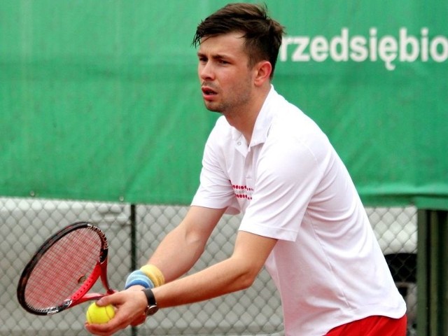 Rafał Wyrębek jest liderem ostrołęckiego rankingu open.