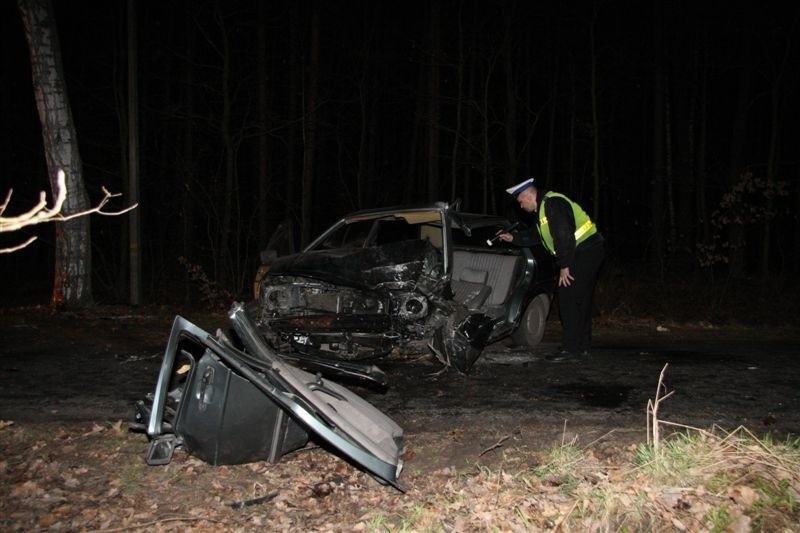 19-latek zginąl w wypadku w powiecie opolskim na trasie...