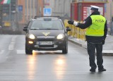 Lubuscy policjanci przynoszą zwolnienia lekarskie L4. W Gorzowie brakuje funkcjonariuszy do pracy w drogówce