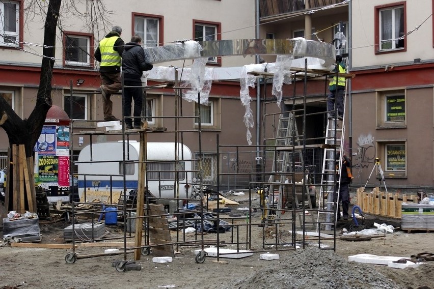 Na ulicy Szewskiej zabłyśnie świecąca aureola [ZOBACZ]