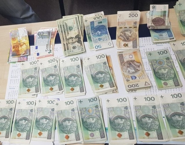 Młodych fałszerzy banknotów spotkała surowa kara