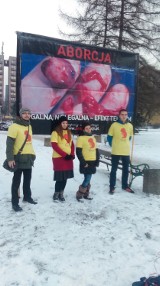 Siemianowice przeciwko aborcji. Protest młodych ludzi wzbudził kontrowersje