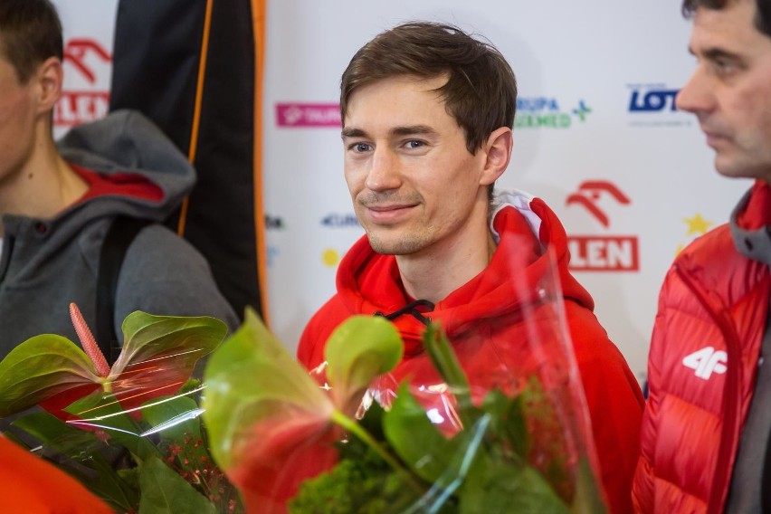 Kamil Stoch zdobywa kryształową kulę! Zobacz, jak internauci...