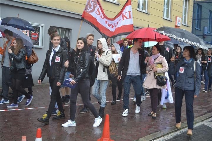 Częstochowa: Protest w obronie I Liceum Ogólnokształcącego...