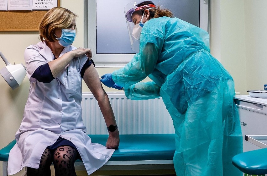 Miasto Gdańsk pomoże w dowozie seniorów na szczepienia.