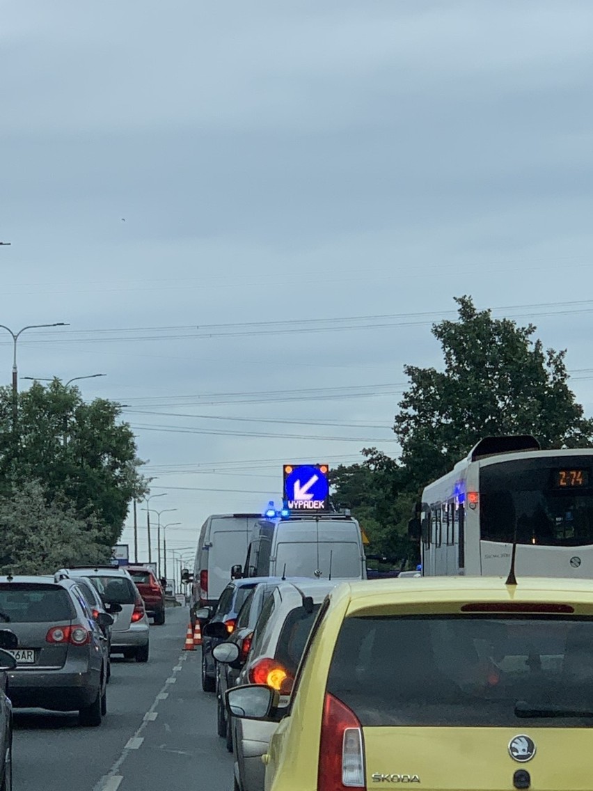 Zderzenie na ulicy Fordońskiej w Bydgoszczy. Były utrudnienia [7.07.2022]