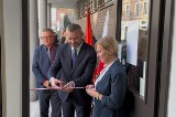 Oficjalne otwarcie oddziału Poczty Polskiej w Katowicach. Jak wygląda placówka po modernizacji?