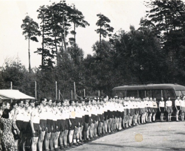 Rok 1942. Hitlerowskie zawody sportowe