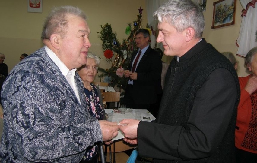 Seniorzy z Węchadłowa spotkali się na wigilii