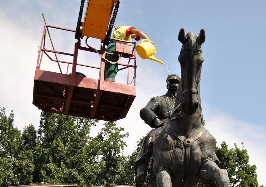 Marszałek zażywał kąpieli. W niedzielę marsz szlakami legionów do Jastkowa (FOTO, WIDEO)