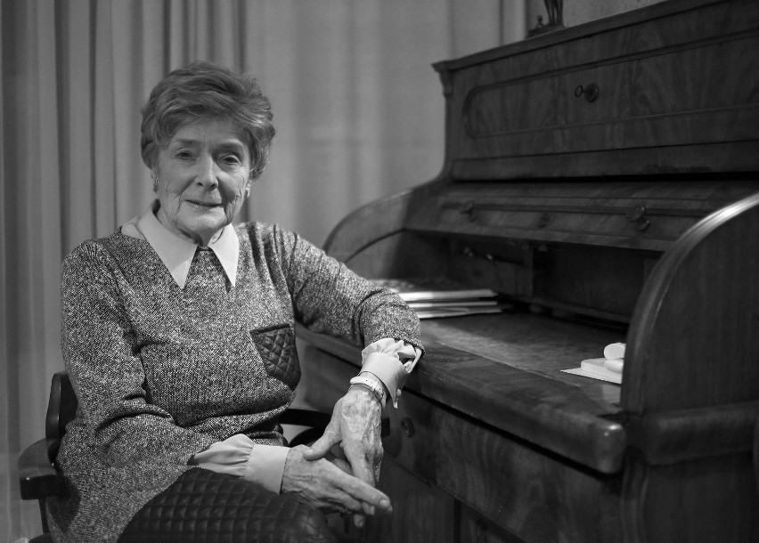 Olga Krzyżanowska  (10 września 1929 - 22 czerwca 2018)