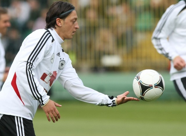 Mesut Özil wystąpił na mistrzostwach Europy 2012 w Polsce i na Ukrainie