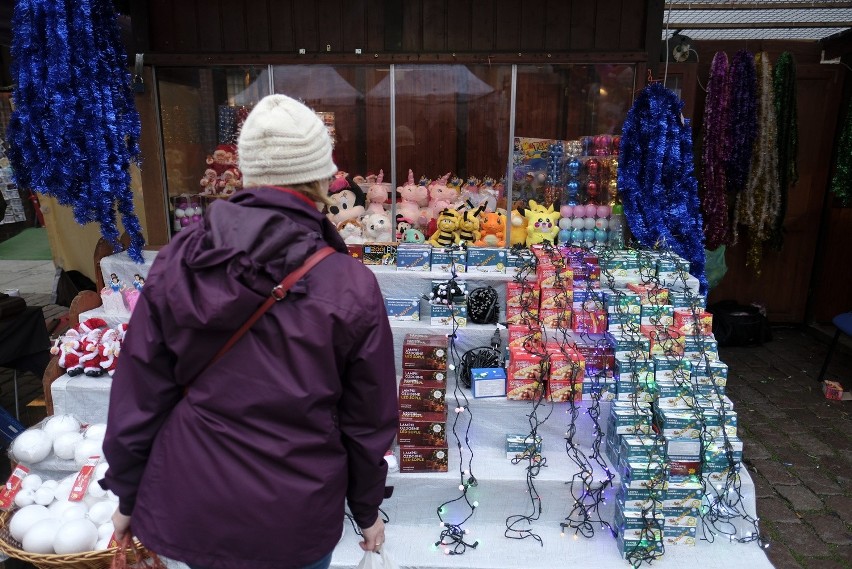 Na Rynku Staromiejskim w Toruniu rozpoczął się Jarmark...