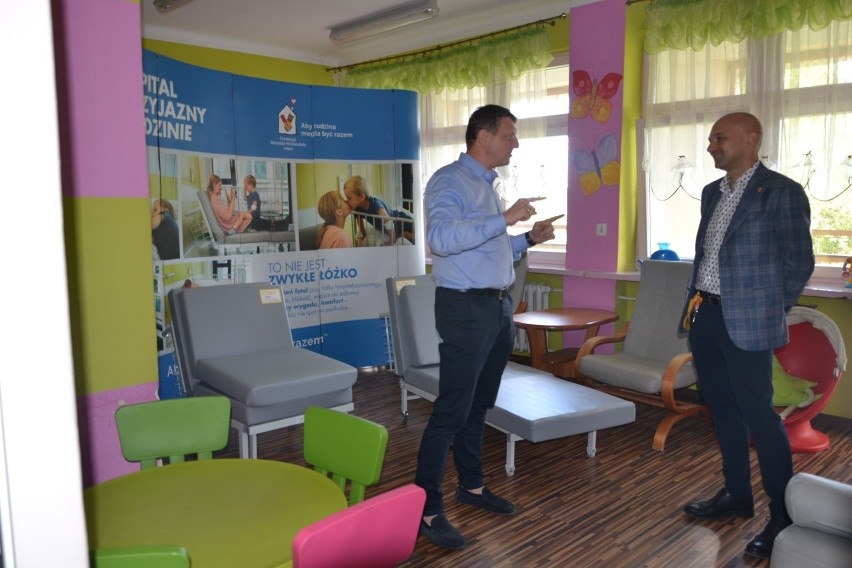 Nowe łóżka dla rodziców małych pacjentów w Szpitalu Powiatowym we Włoszczowie