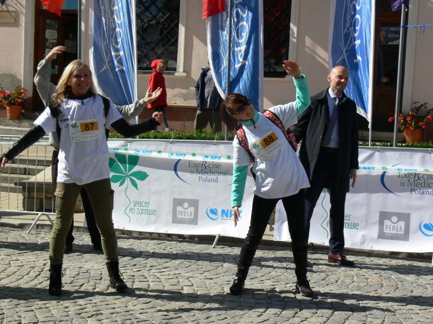 Mieszkańcy Sandomierza poszli spacerkiem po zdrowie. Na 30 minutowy spacer wybrało się 143 zawodników. 