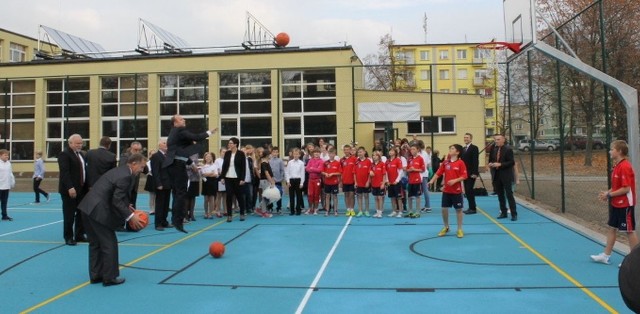 Nowe boiska już przy otwarciu zostały wypróbowane. Teraz też odbywają się na nich zajęcia. 