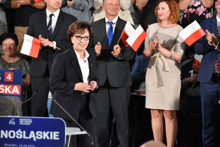 Konwencja wojewódzka PiS we Wrocławiu zebrała działaczy i...