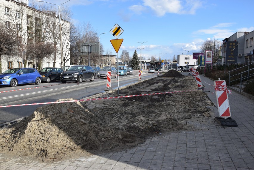 Droga rowerowa między Centrum Przesiadkowym „Ligota” a ulicą...