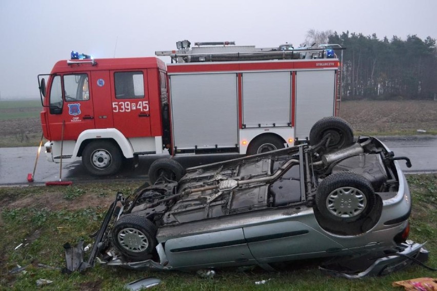 Wypadek pod Raszkowem: Ranna kobieta trafiła do szpitala