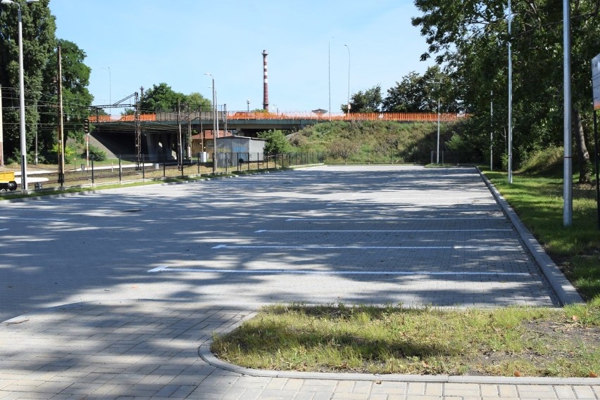 Nowo wybudowany tunel i nowy parking już niedługo służyć...