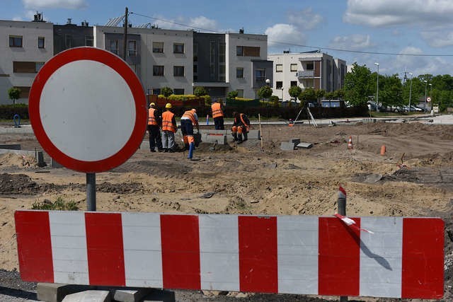 Nową ulicą Polną pojedziemy w najbliższych dniach. Stary odcinek zostanie zaślepiony