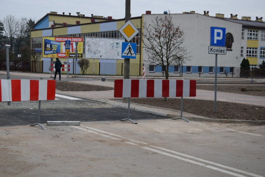 Ostrołęka. Koniec remontu ul. Blachnickiego już blisko. Skrzyżowanie z Sikorskiego już gotowe [ZDJĘCIA]