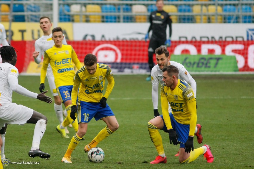 Arka Gdynia - Korona Kielce 1:0 (1:0). 3.12.2020. Żółto-niebiescy ponownie lepsi od Korony Kielce. Zasłużone trzy punkty po niezłej grze