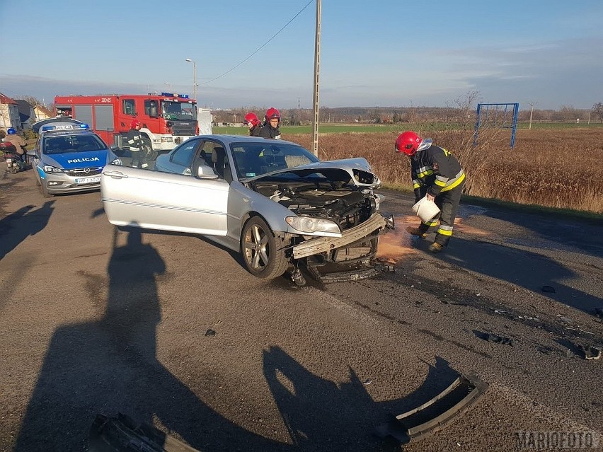 Wypadek na Prószkowskiej w Opolu. Fiat 500 zderzył się z BMW