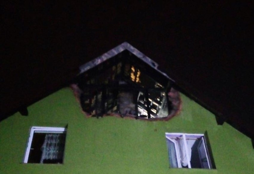 Pożar domu w Warszkowie 30.12.2021 r.