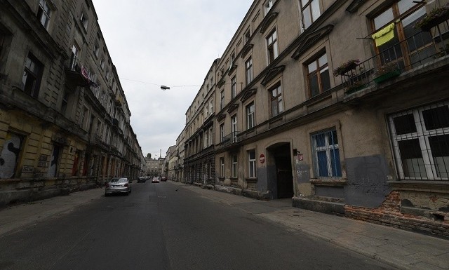 Do napadu doszło w jednej z bram na ul. Włókienniczej.