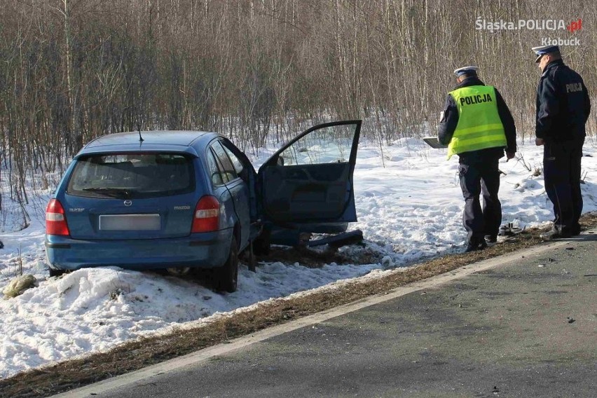 Tragiczny wypadek pod Krzepicami. Po czołowym zderzeniu...