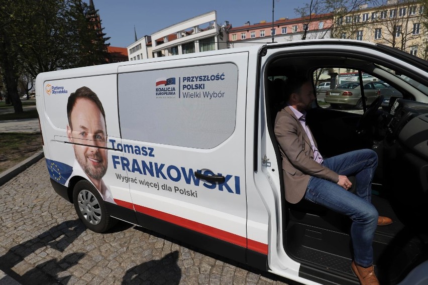 Tomasz Frankowski wyrusza wyborczym busem w trasę po...