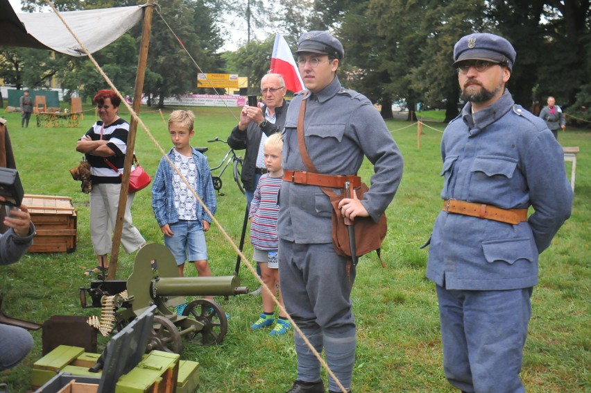 Piknik historyczny „Legiony Polskie 1918”. Uczestnicy pikniku przenieśli się w czasie [ZDJĘCIA]