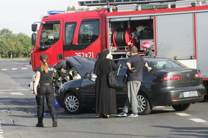 Wypadek na ul. Iwaszkiewicza w Legnicy