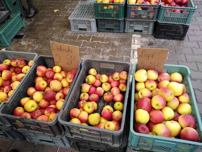 Ile kosztują owoce i warzywa na giełdzie przy Andersa w Białymstoku - ceny z 21.02.2021 roku (zdjęcia)