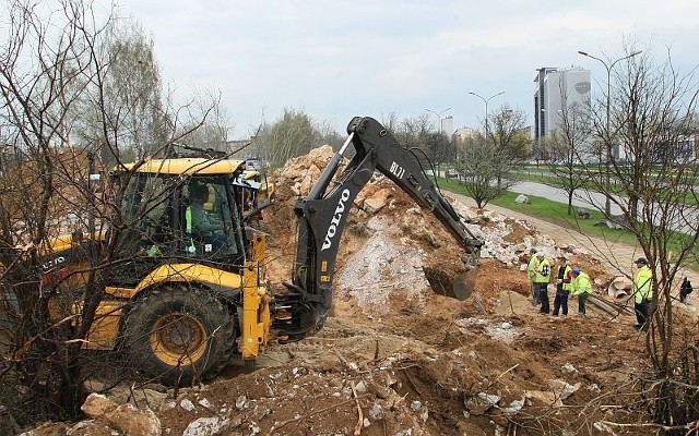 Kończy się budowa pierwszej części wodociągu, który będzie doprowadzał wodę do przyszłego ogrodu botanicznego w Kielcach.