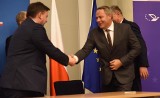 Umowa na miliony dla Bydgoszczy podpisana. Pójdą na rozbudowę ul. Kujawskiej