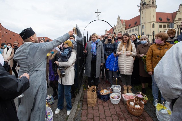 Prawosławna Pascha Chrystusowa obchodzona jest w niedzielę po pierwszej wiosennej pełni księżyca, po obchodach Paschy żydowskiej. W bydgoskiej Parafii Prawosławnej św. Mikołaja Cudotwórcy odbyła się w nocy z soboty na niedzielę (1-2 maja).