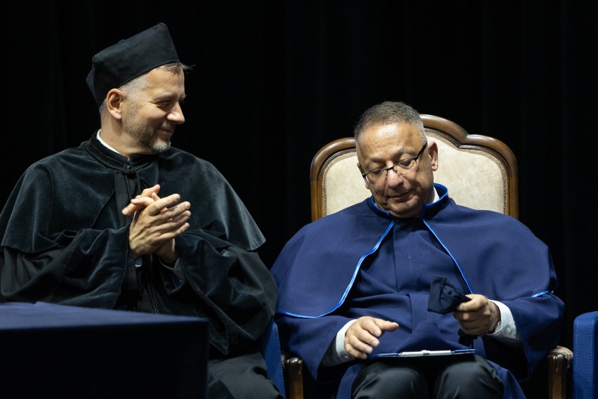 Profesor Mansur Rahnama-Hezavah z tytułem doktora honoris causa Uniwersytetu Rzeszowskiego [ZDJĘCIA]