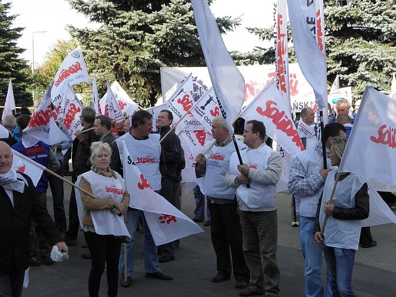 Protest pod mleczarnią w Inowrocławiu