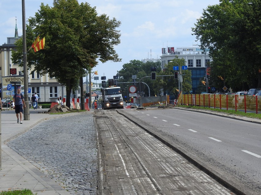 Kierowcy wjadą w końcu na Legionową. Zobacz jak wyglądała przebudowa [FOTO]