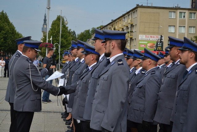 Częstochowscy policjanci obchodzili Święto Policji w czwartek 26 lipca na Placu Biegańskiego